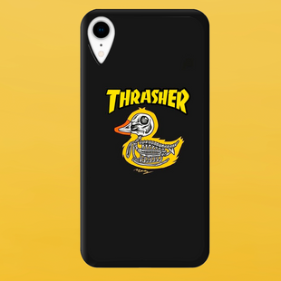 Чохол для APPLE IPHONE XR 2D пластиковий з чорними силіконовими бортиками THRASHER 55805 фото