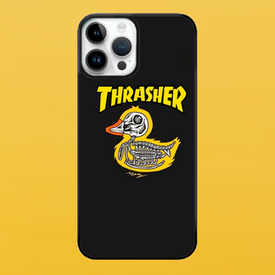 Чехол для APPLE IPHONE 14 PRO 2D пластиковый с черными силиконовыми бортиками THRASHER 55818 фото